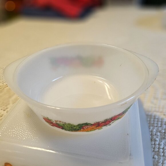 Lot of 2 VTG Glasbake 8" Square Casserole Dish Vegetables & 1 Qt Round Casserole - Picture 3 of 13